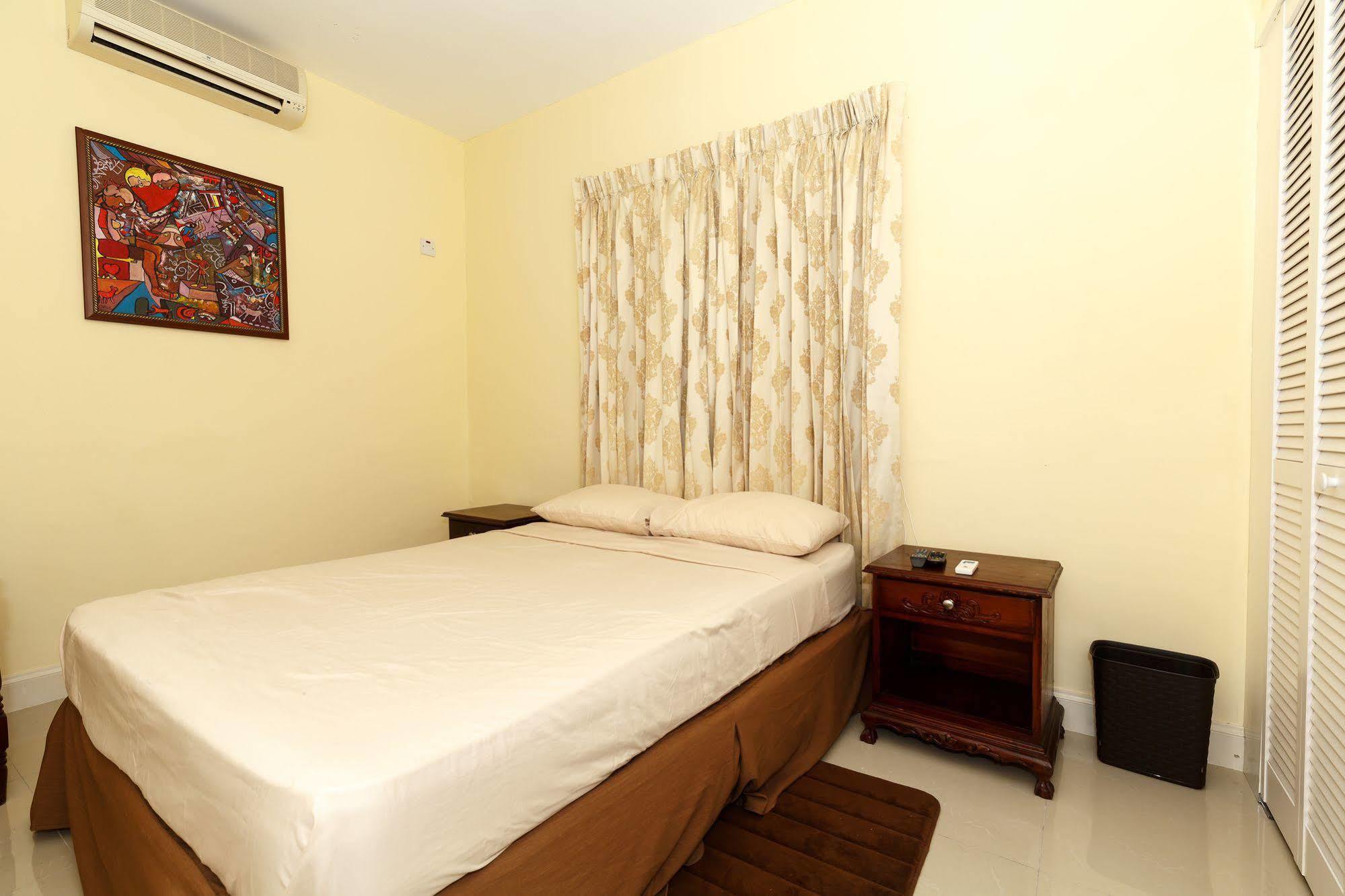 Jasmine Inn Кингстон Экстерьер фото